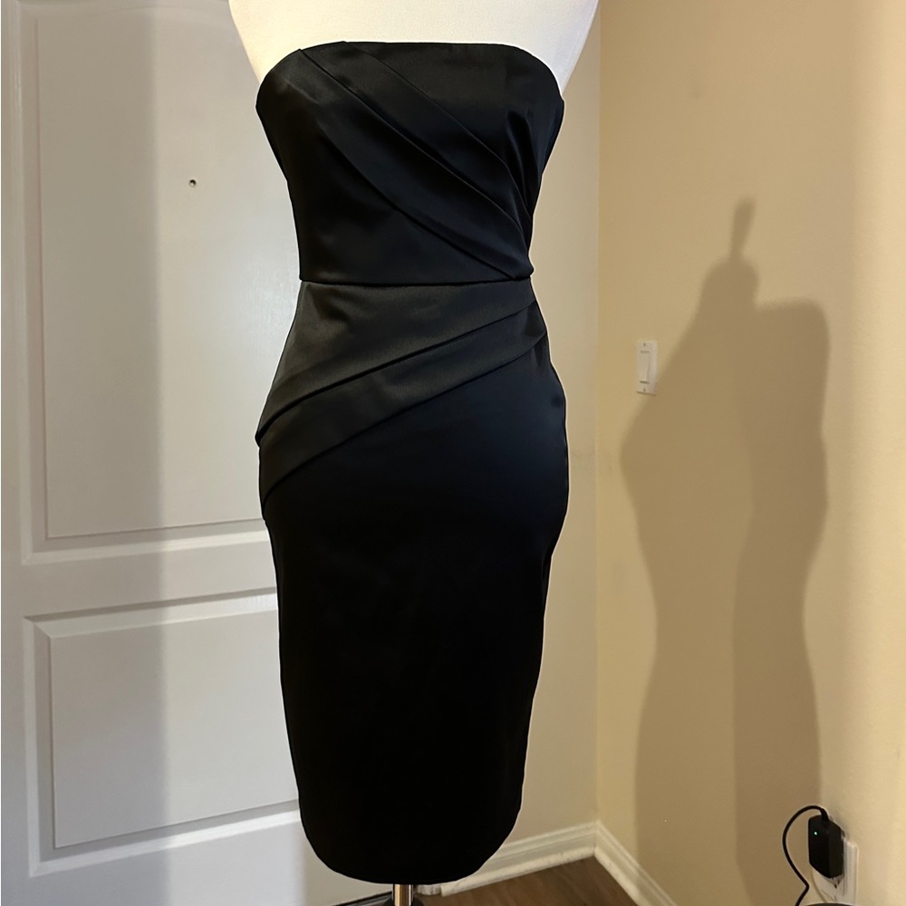 Elegant Black Strapless Dress